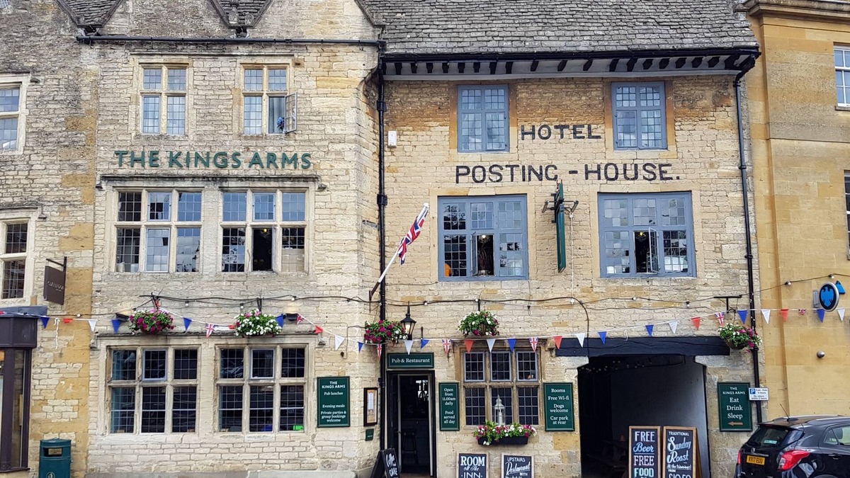 Stow-on-the-Wold Hotel | The Kings Arms