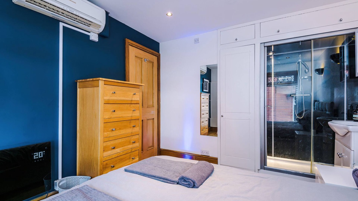 Knutsford Apartment | The Knutsford Townhouse