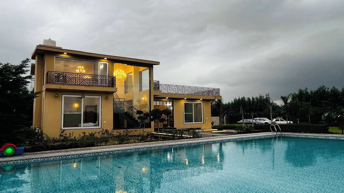 Taoru Villa | The Kohinoor Farm- A lux retreat with pvt, pool in Manesar, close to Delhi/NCR