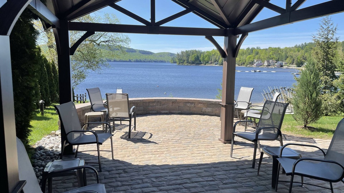 Schroon Lake House | “The Lake house” Private BEACH; SLEEPS 16!