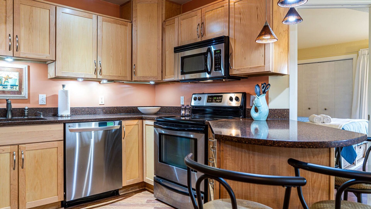 Fontana Condo | The Lakepod at Abbey Springs – 2 BDR Just 5 Min to Lake, Tons of Amenities!