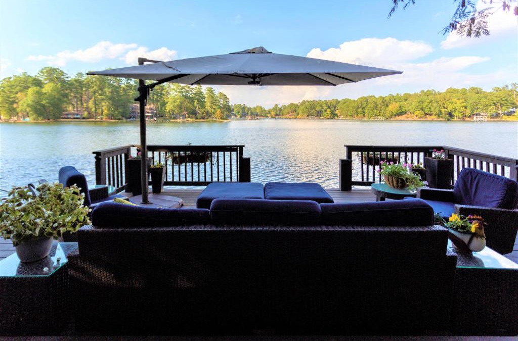 Mid America House | The Lakeside Cottage