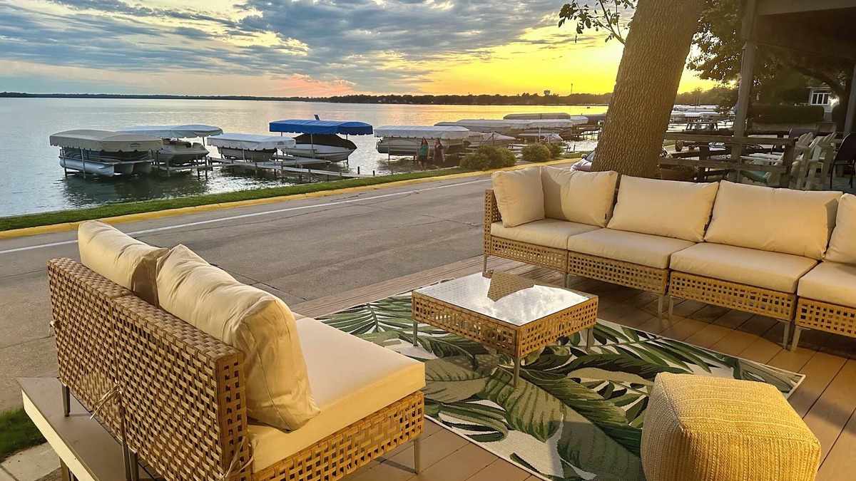 Clear Lake House | The Lakeview w/the BEST location & views! Newly remodeled Lakefront home! 🌴