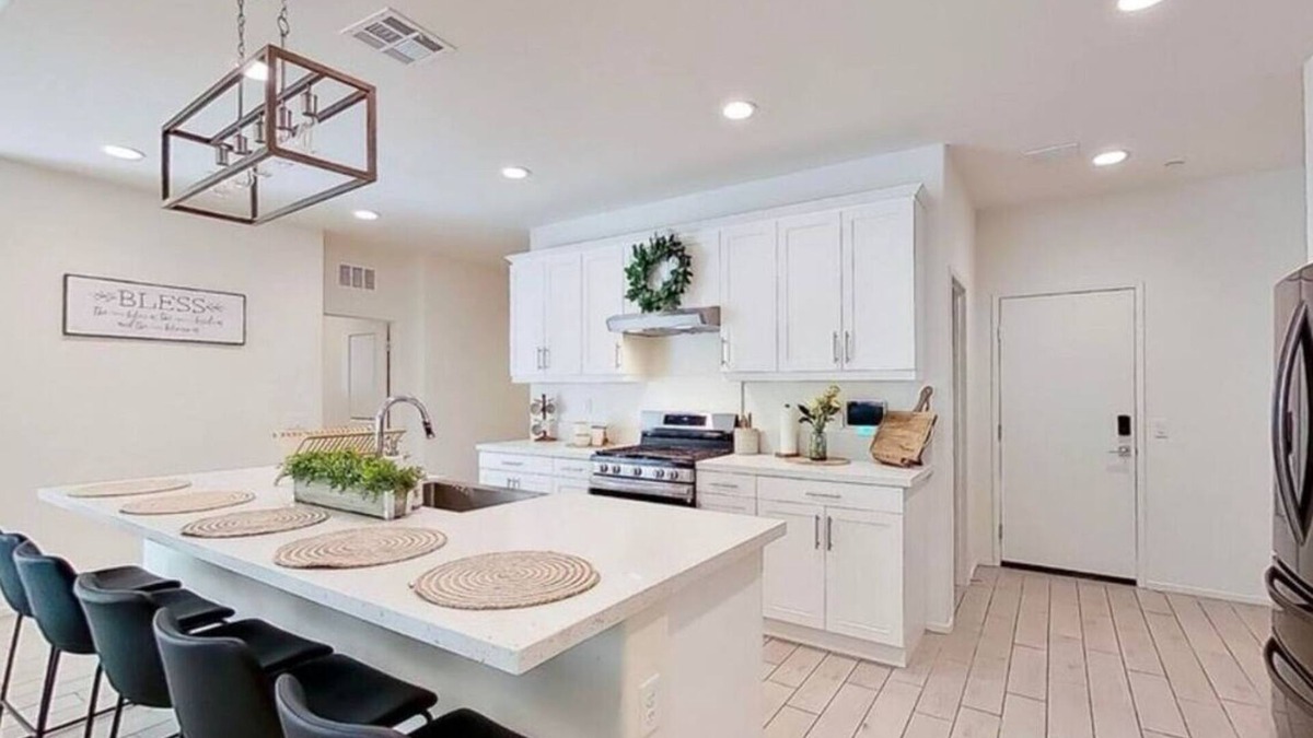 Lancaster House | The Lancaster Gem!nn