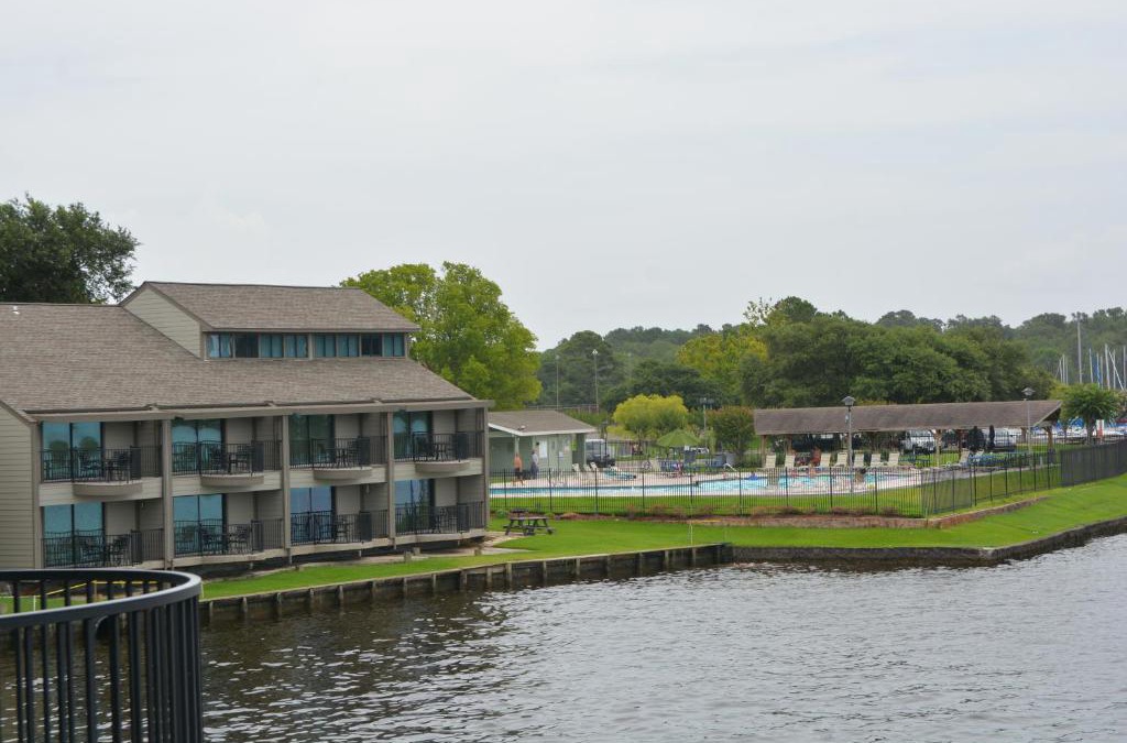 Seven Coves Resort | The Landing at Seven Coves