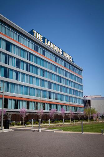 Pittsburgh Hotel | The Landing Hotel at Rivers Casino Pittsburgh