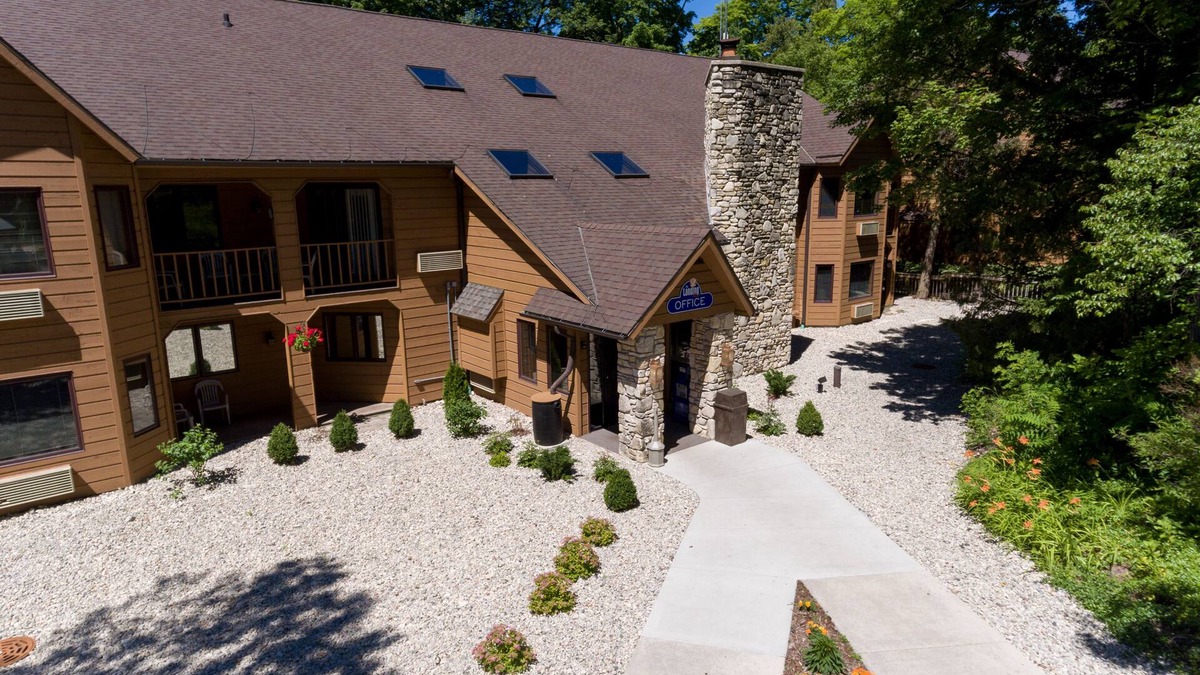 Egg Harbor Hotel | The Landing Resort