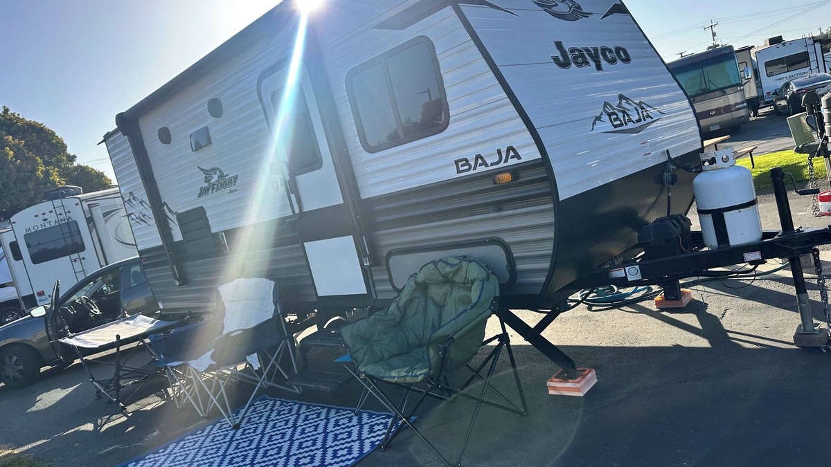 Oceano RV Rental | The Little Camper - Resort fee extra!