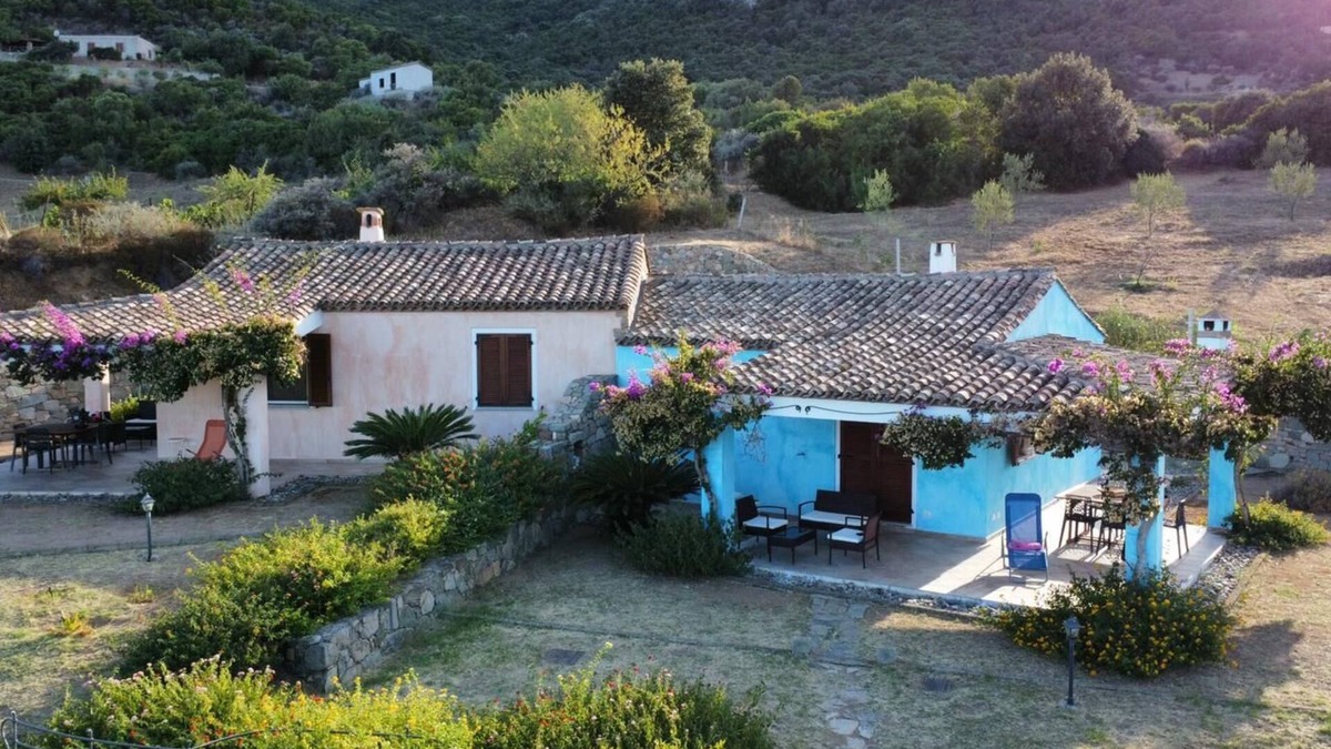 Tertenia House | The Little Heavenly House. .