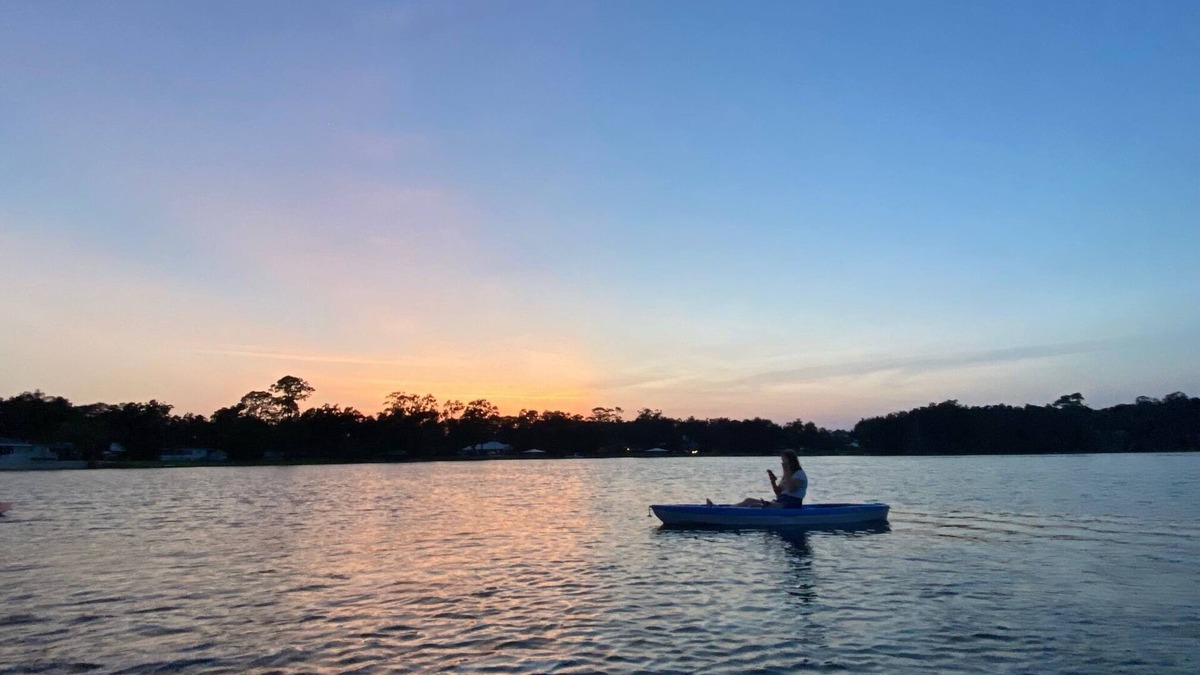 DeLand House | The little Lake House - Beautiful Lake Front Cottage - Close to Everything