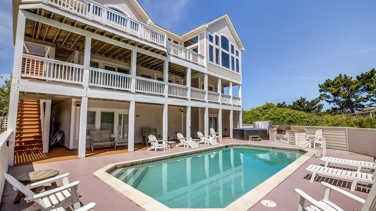 Pine Island House | The Little Mermaid | 75 ft from the beach | Private Pool, Hot Tub | Corolla