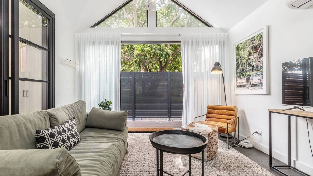 Prahran Apartment | The Little Sage A Lodge style Urban Retreat