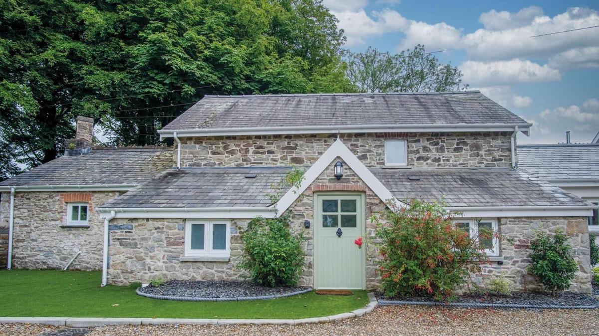 Ludchurch House | The Lodge - 2 Bedroom Cottage - Princes Gate