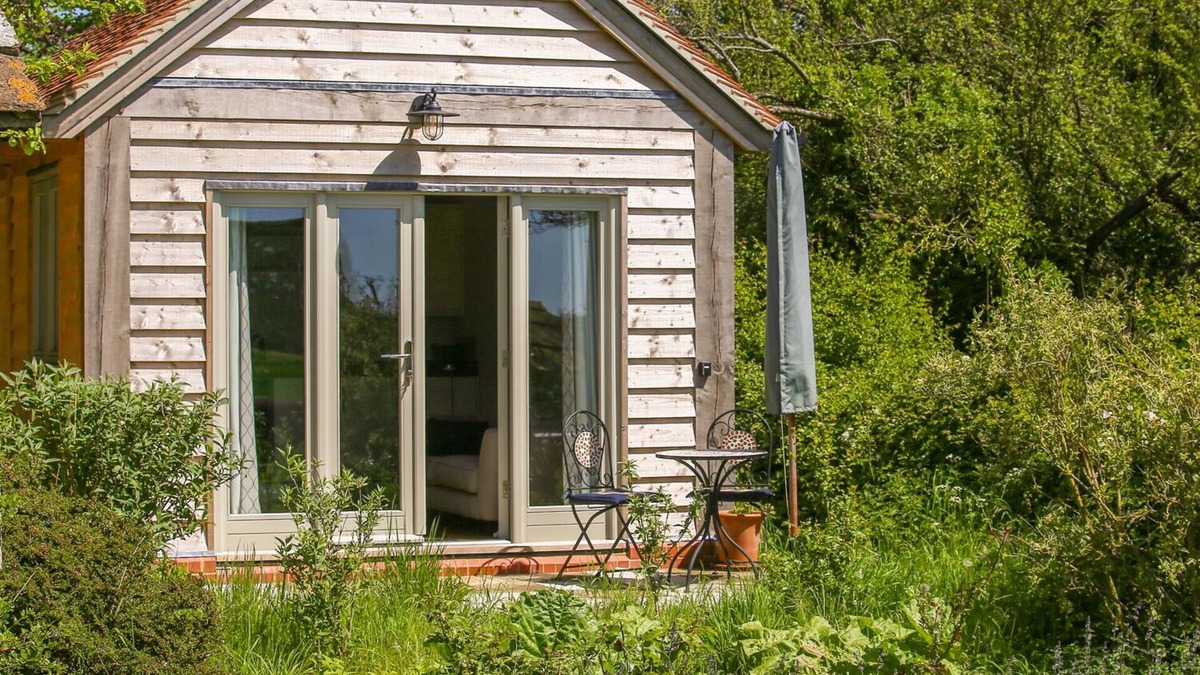 Malmesbury Cottage | THE LODGE AT MORTONS, romantic, luxury holiday cottage in Malmesbury