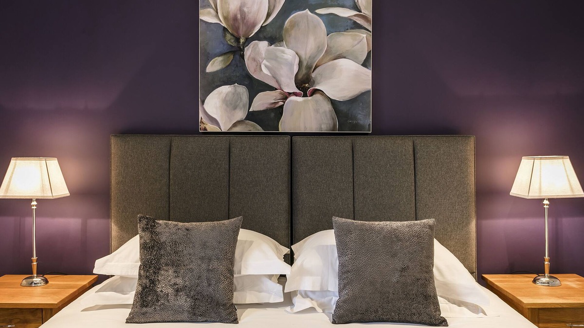 Kendal Hotel | The Lodge Rooms @ Carus Green