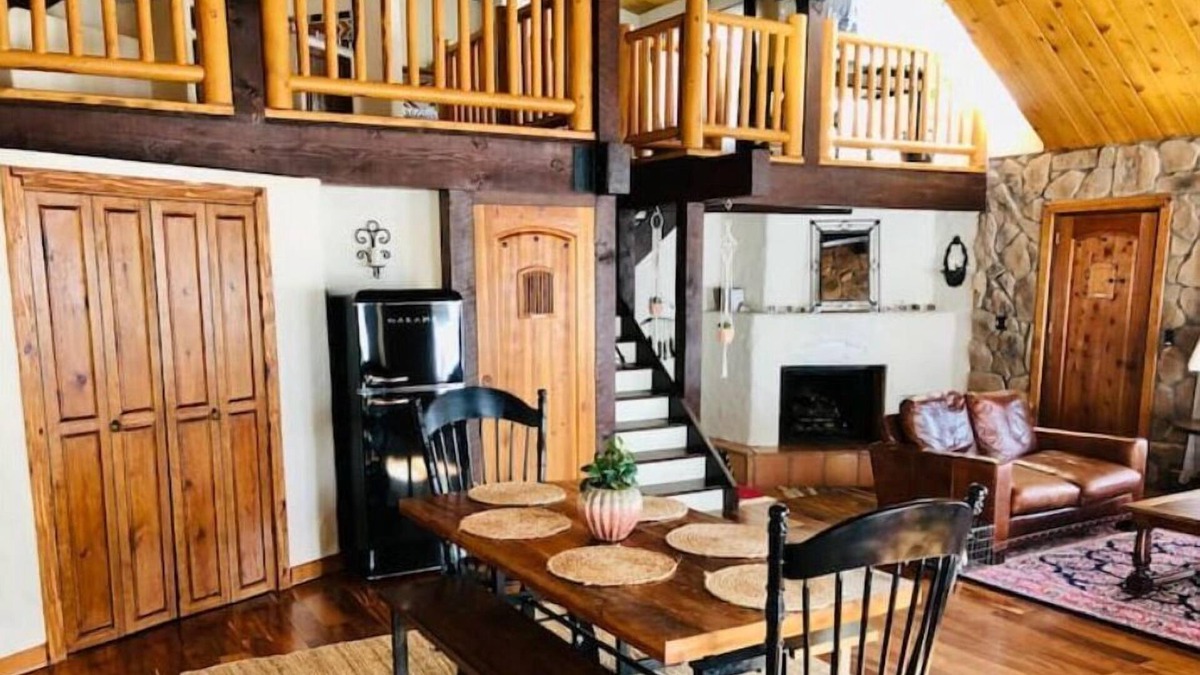 Evergreen House | The Loft at Floyd Hill 2 bed/1 bath Evergreen, CO