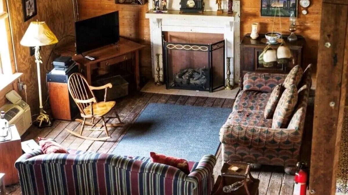 Clarksdale Cabin | The Loft at Hopson, a unique delta stay located on the historic Hopson grounds