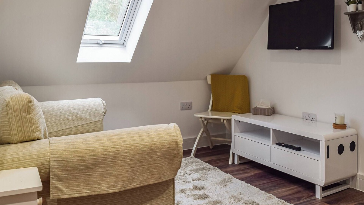 Flecknoe Cottage | The Loft at Tall Trees