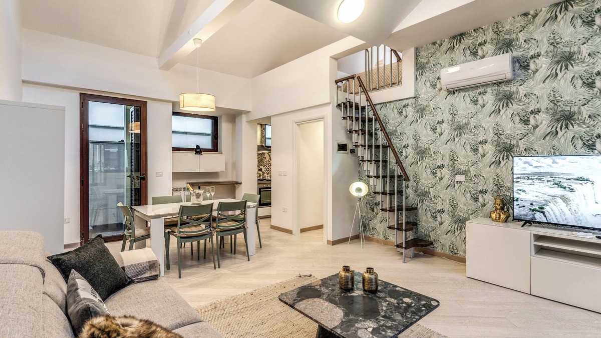 Gianicolense Apartment | The Loft Trastevere