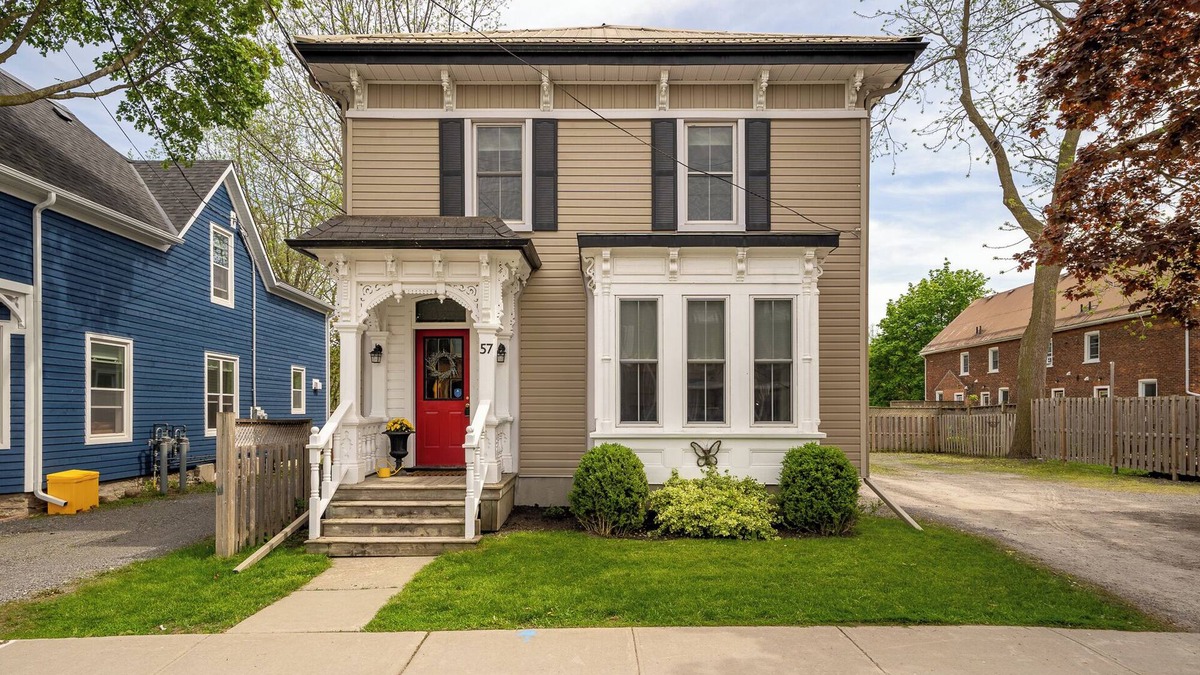 Prince Edward House | The Logan | Picton | 7 Bedrooms