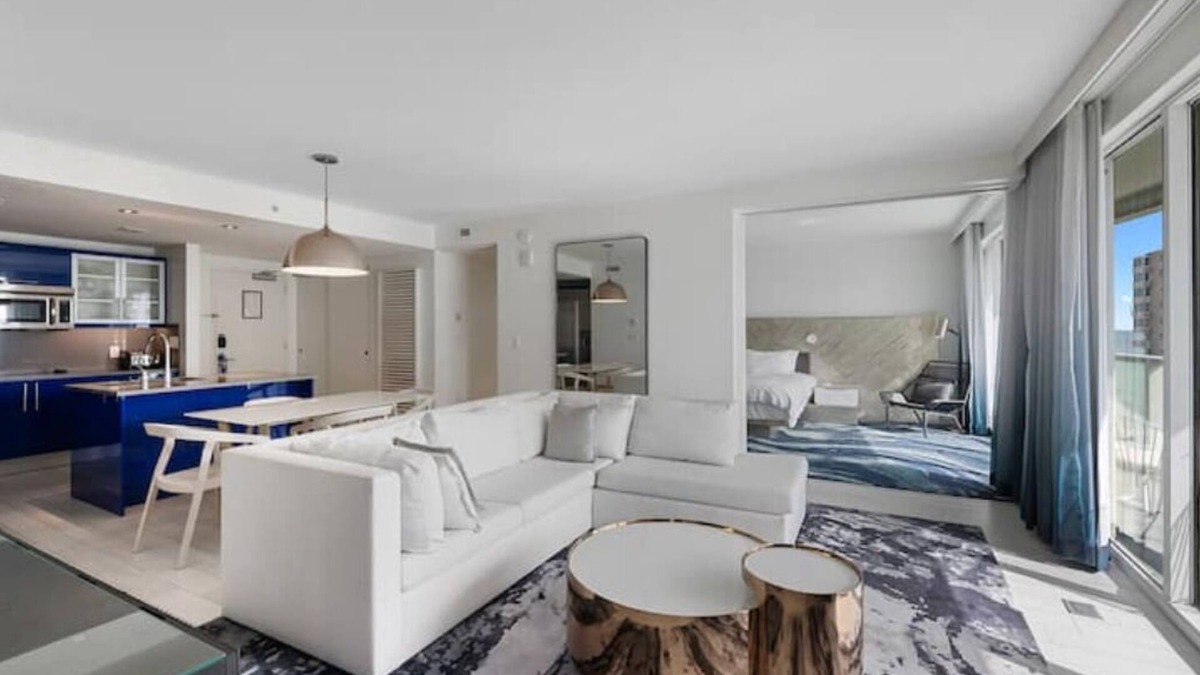 Central Beach Resort | The Luxurious W hotel Residence Beachfront Condo Oasis