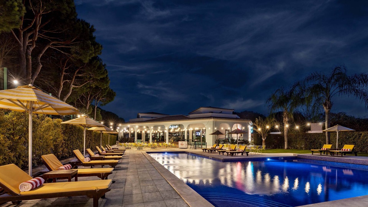 Almancil Hotel | The Magnolia Hotel