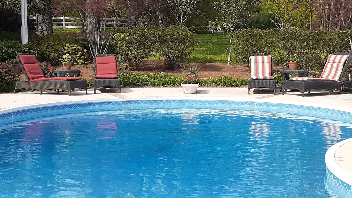 Starkville Bed & Breakfast | The Magnolia Tree B&B JACK & JILL SUITE conveniently located 5 minutes from MSU!