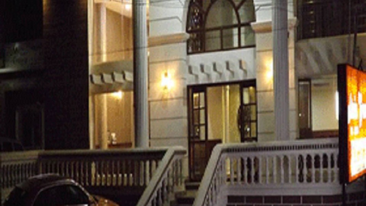 Kandal Hotel | The Majestic Crown