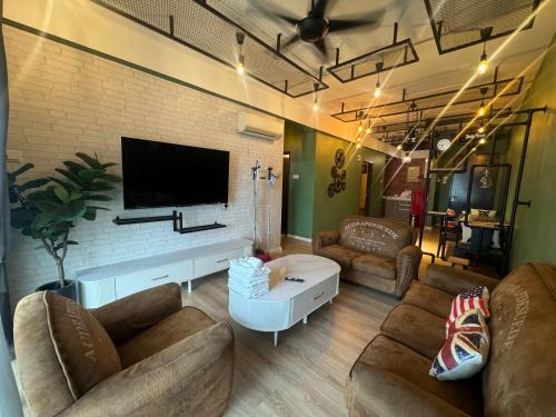 Kampung Kuchai Hotel | The Majestic Executive Suite - Ipoh