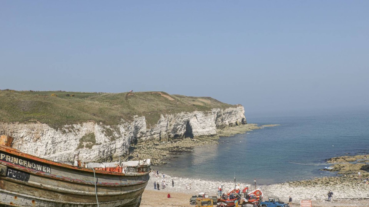 Bridlington Cottage | THE MALLARD, pet friendly in Flamborough