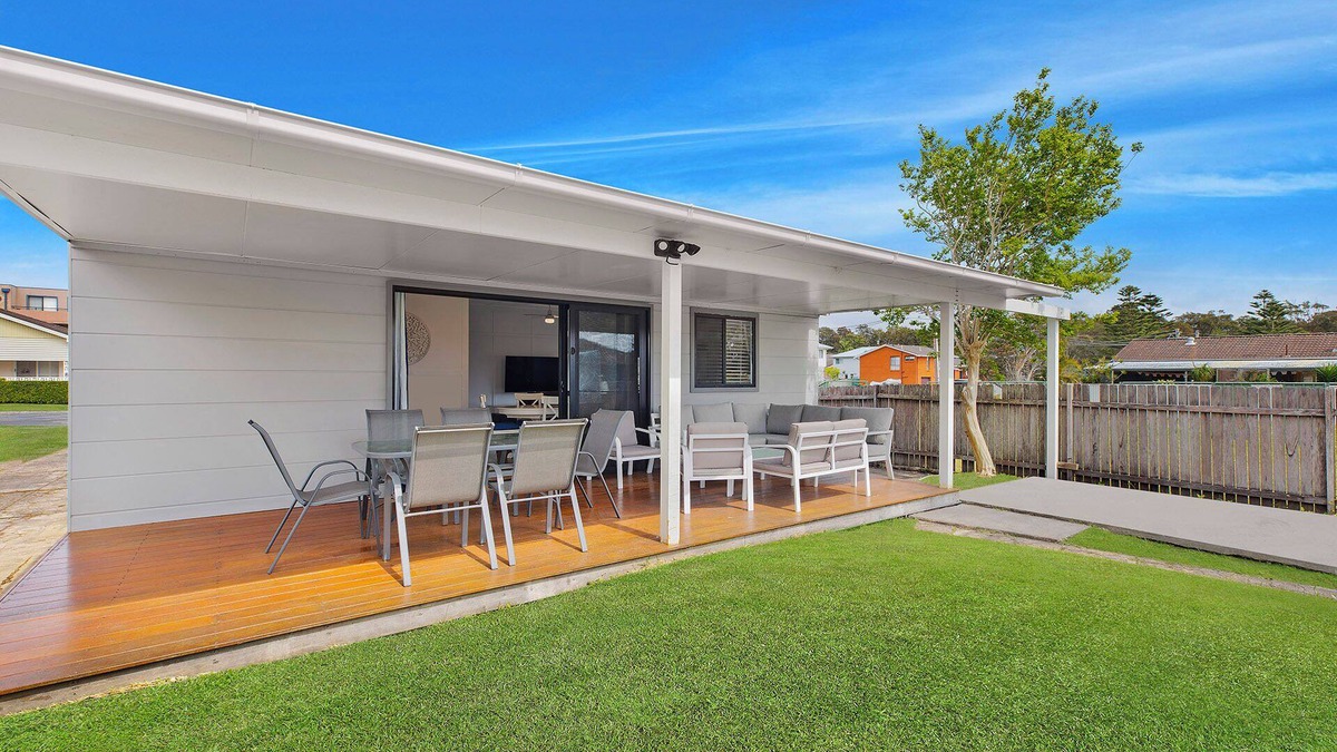 The Entrance Apartment | The Manning Cottage - Pet Friendly