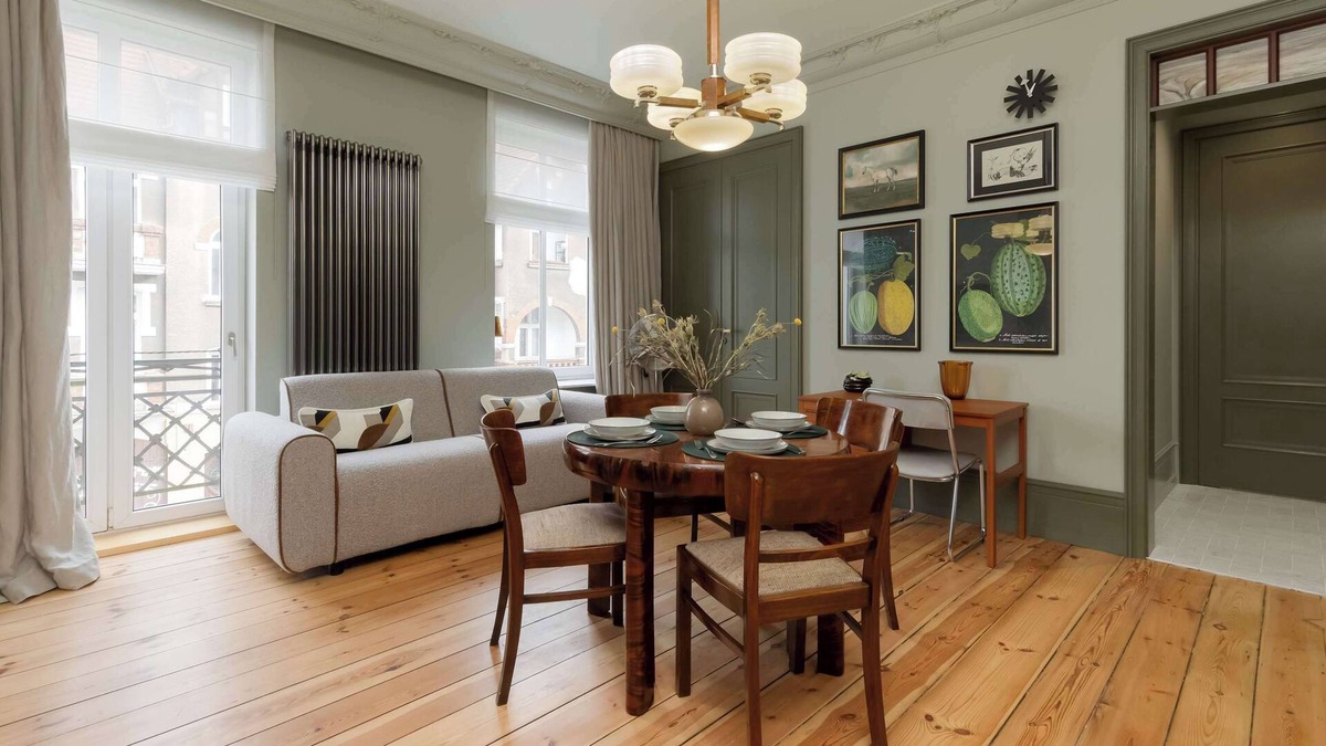 Zaspa Apartment | The Marien Apartments 1899 | Remote Work