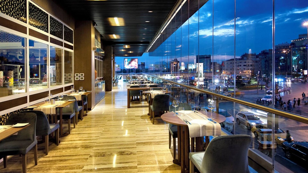 Gumussuyu Mahallesi Hotel | The Marmara Taksim