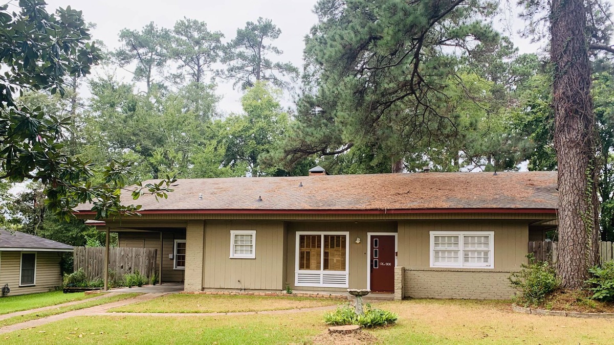Lufkin House | The Martin Cottage! Located a block from St. Luke's- few minutes from downtown!