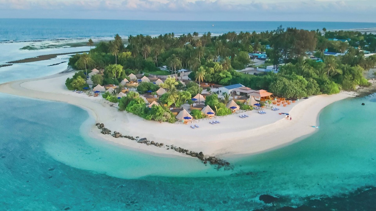 Laamu Atoll Resort | The Maverick Surf and Dive Boutique Hotel