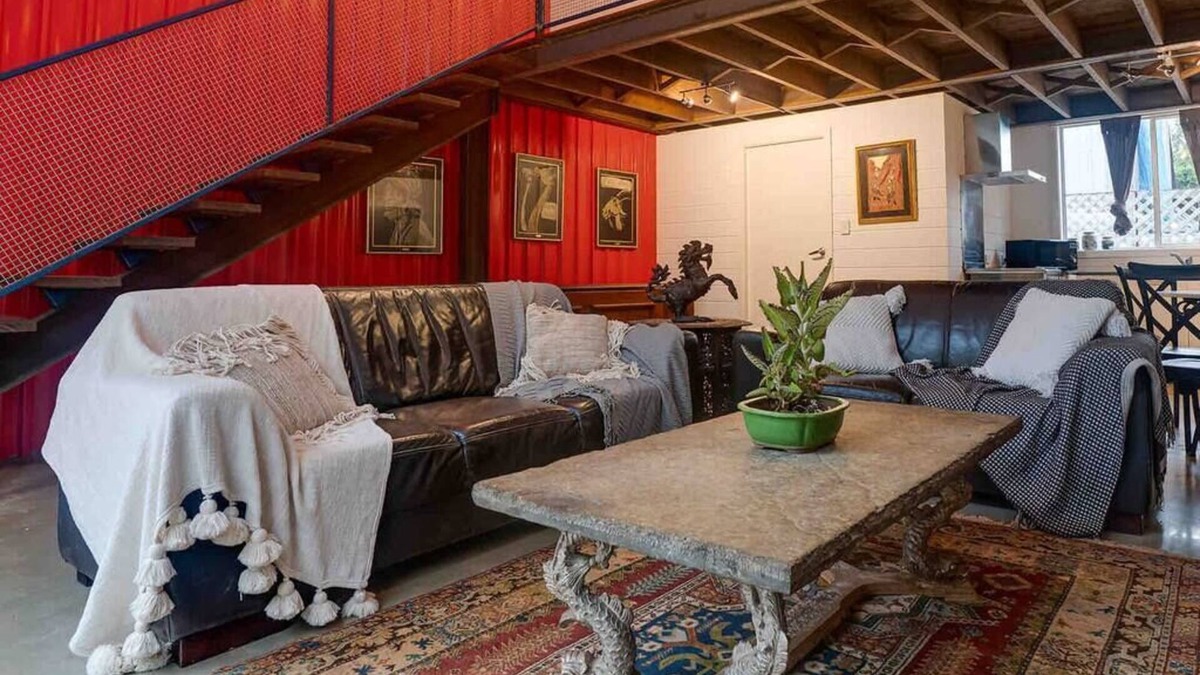 Rosebank Condo | The Mezz @ Windaboo Split-level Retreat