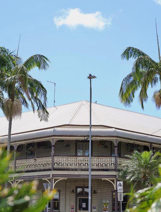 Mullumbimby Hotel | The Middle Pub