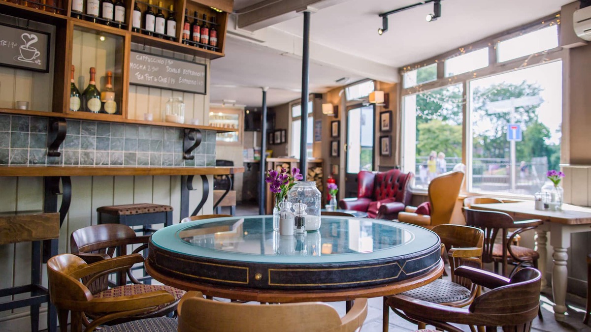 Canterbury Hotel | The Millers Arms