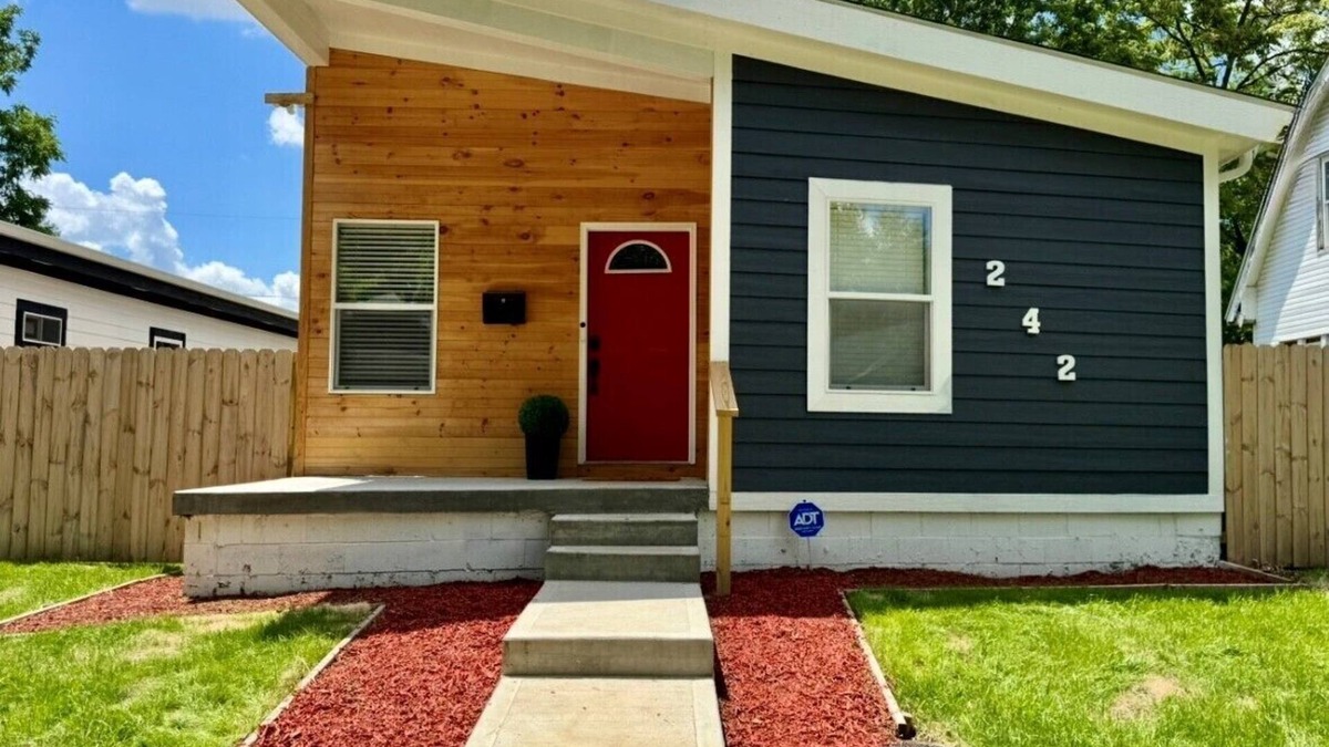 Near Eastside House | The Modern Slant - A unique angle on comfort!
