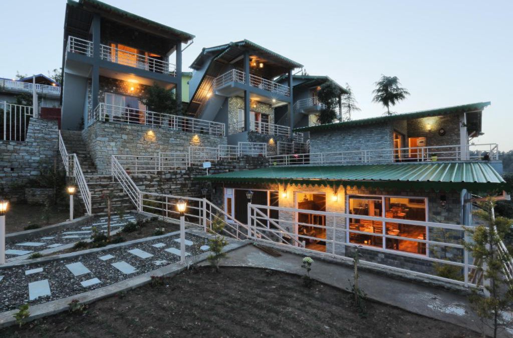 Mukteshwar Resort | The Moksh Eco Inn