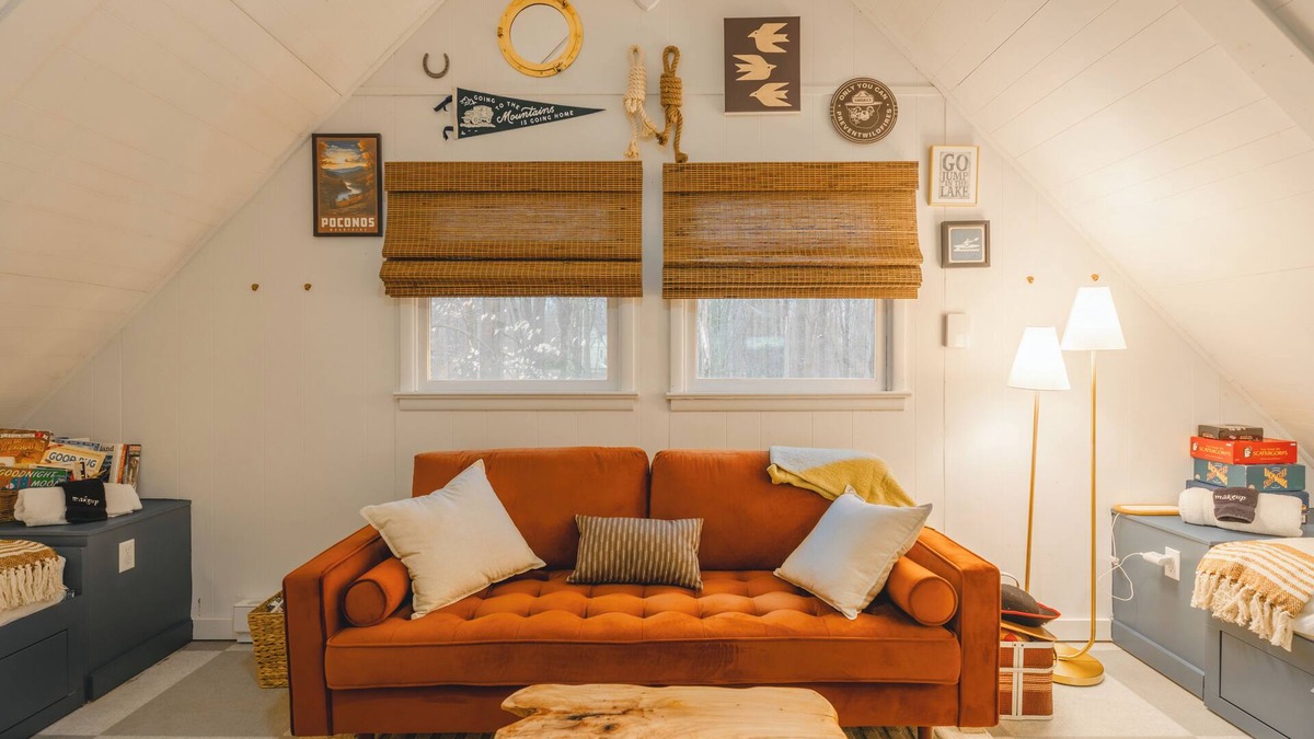 Locust Lake Village Ski Chalet | The Monarch | Hot Tub, Firepit, Games, Lake