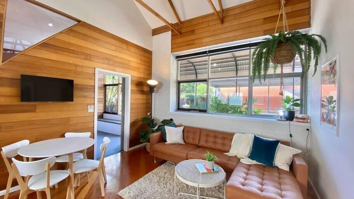 Geelong Apartment | The Morrison Stables- Walking distance to the Geelong CBD