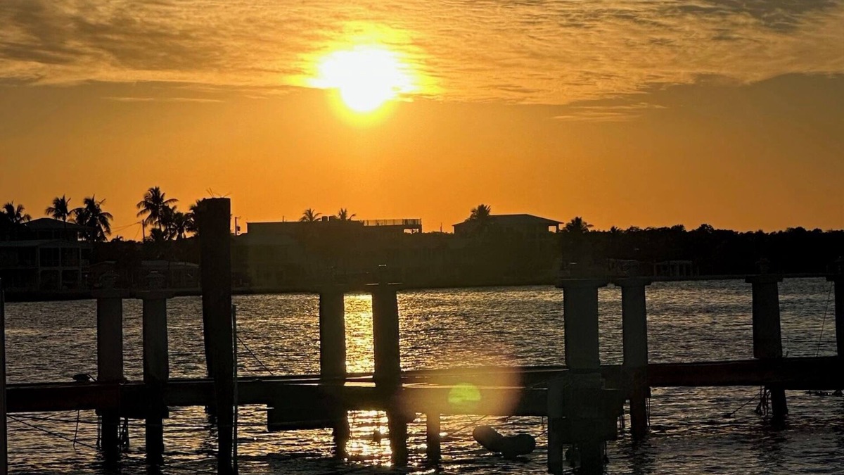 Key Largo Village House | THE MOST BEAUTIFUL SUNSETS at Coastal Waterway, in Key Largo FL!