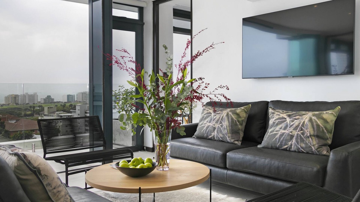 Three Anchor Bay Apartment | The Murex 3 Bedroom-Serviced Apartment