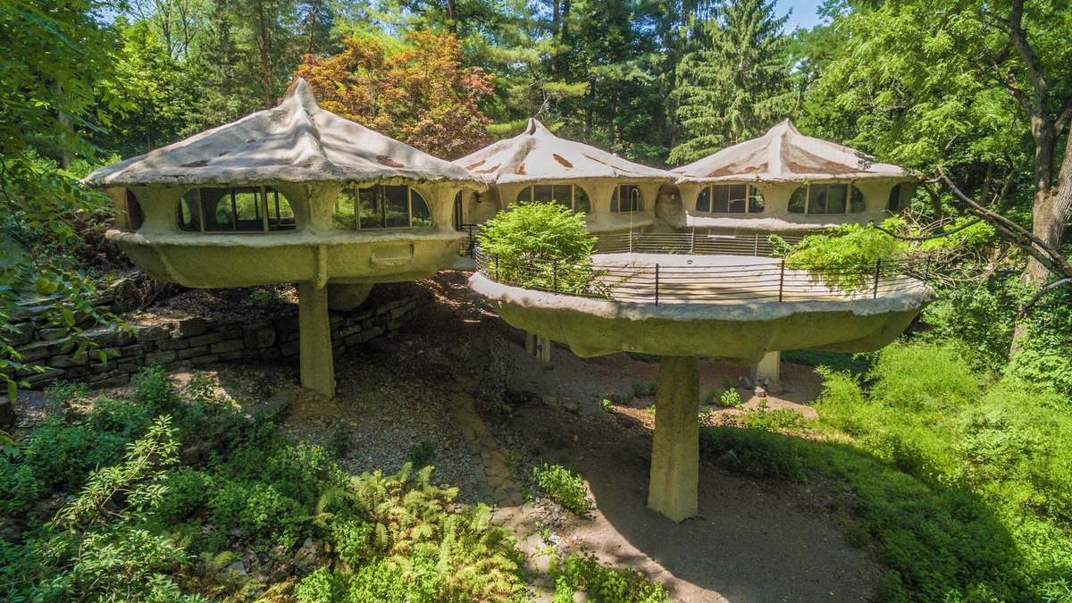 Perinton House | The Mushroom House
