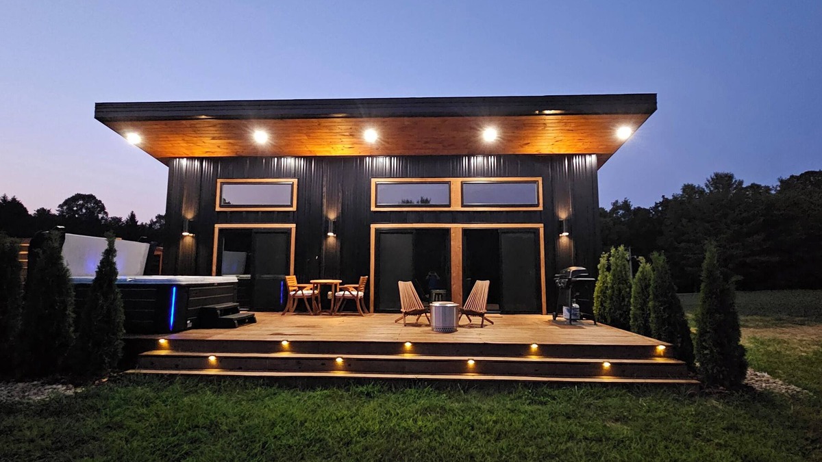 Rockbridge Villa | The Mysa - Lux Villa with Sauna & Hot tub/NEW