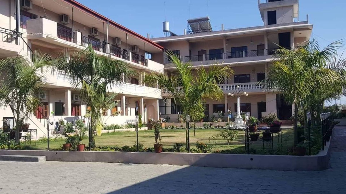 Gaindakot Resort | The Narayani Resort
