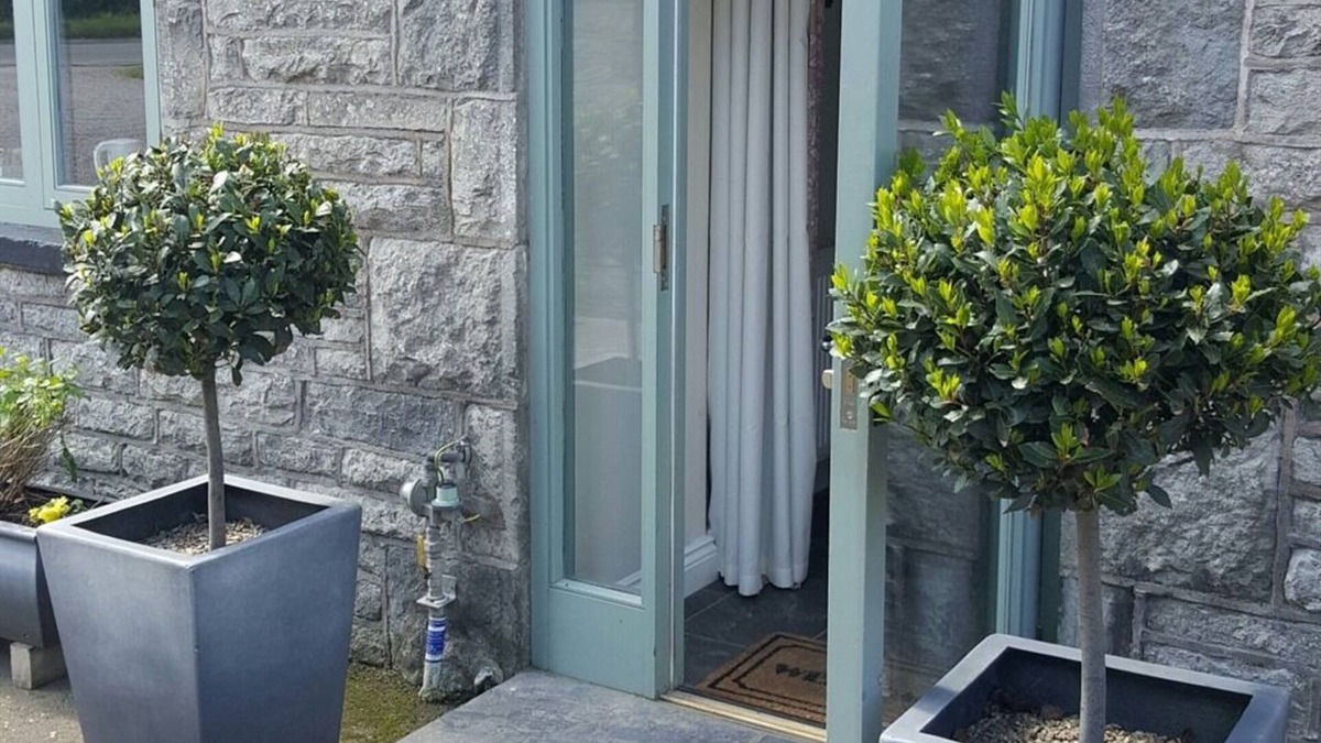 Shepton Mallet Hotel | The Natterjack Inn
