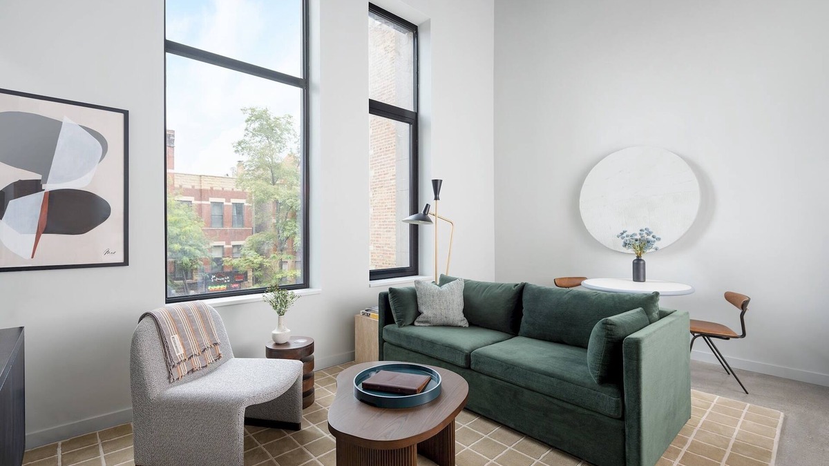 Near West Side Apartment | The Neighborhood Hotel - Little Italy One Bedroom w/Balcony