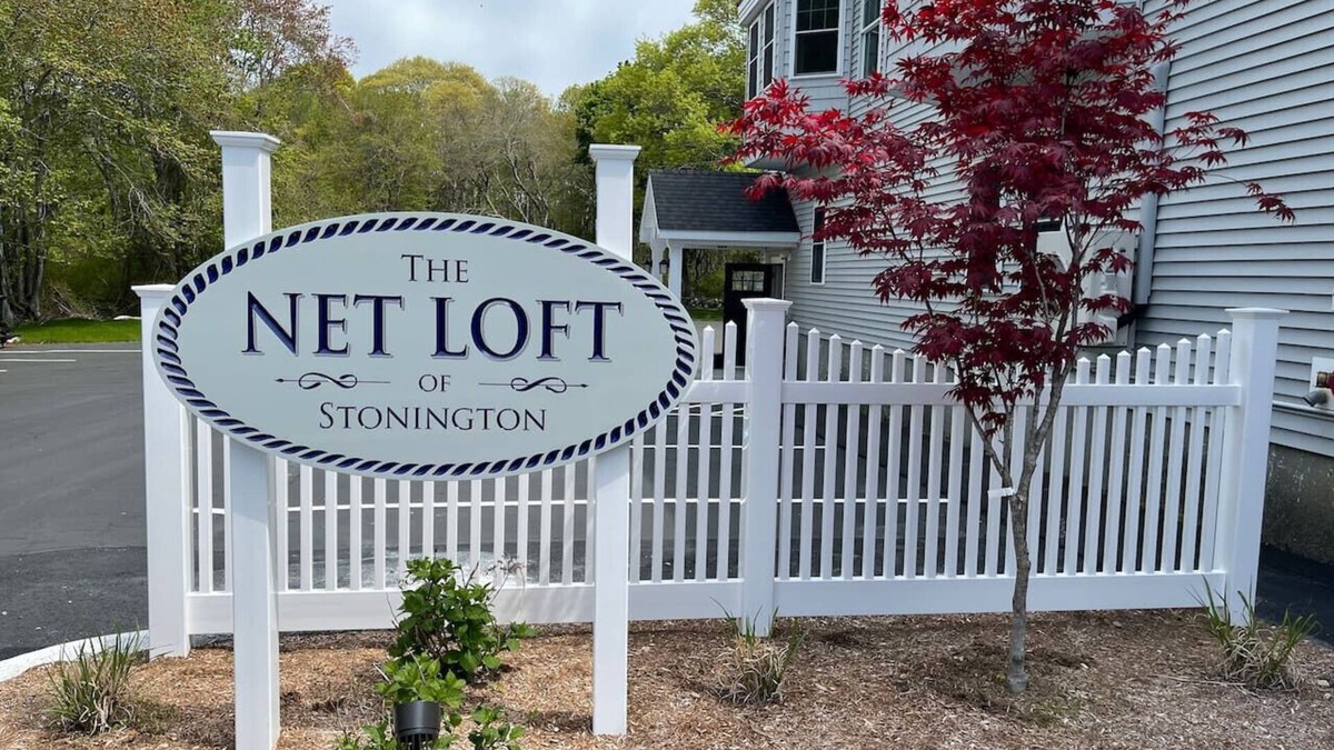 Mystic - New London House | The Net Loft Of Stonington “E”